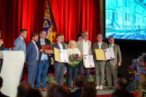 54612867833 532290edcf o